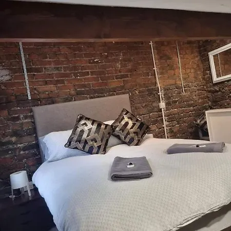 Central, Cute Appt, The Cupboard Carlisle (Cumbria)