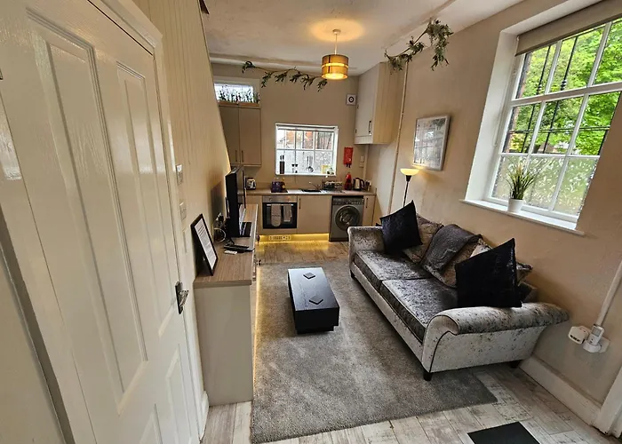 Central, Cute Appt, The Cupboard Holiday home *